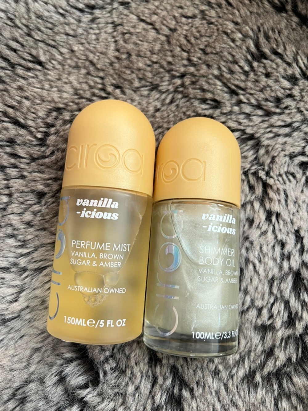CIROA vanilla-icious mist & shimmer body oil set